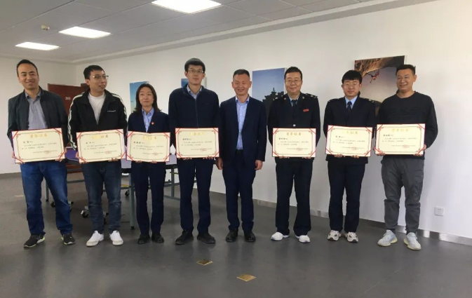 MK体育·（国际）官方网站-mksports
团委举办“庆五一、迎五四”球类联谊比赛(图3)